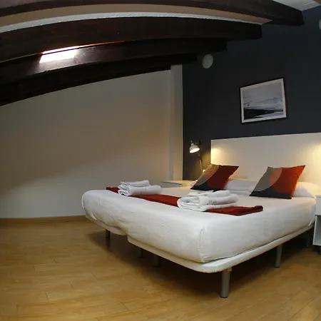 Welcomer Hotel